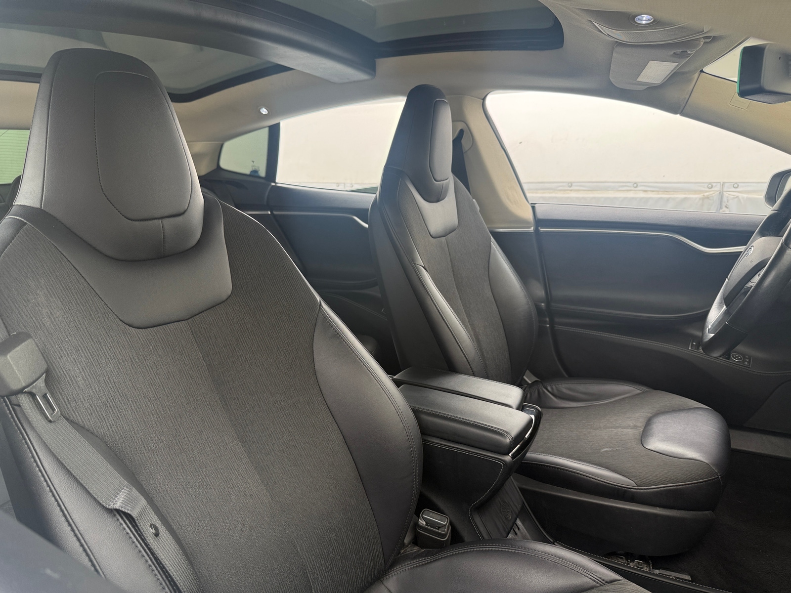 Thumbnail: 2014 Tesla Model S - 2