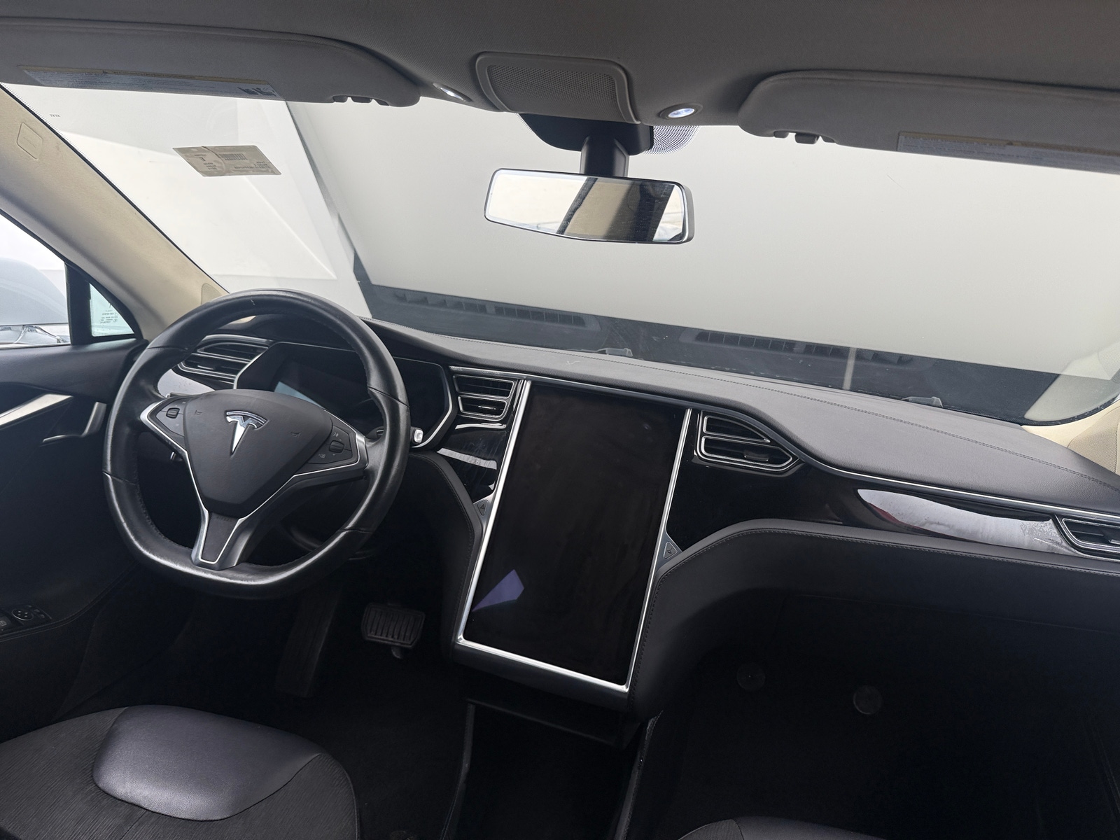 Thumbnail: 2014 Tesla Model S - 3