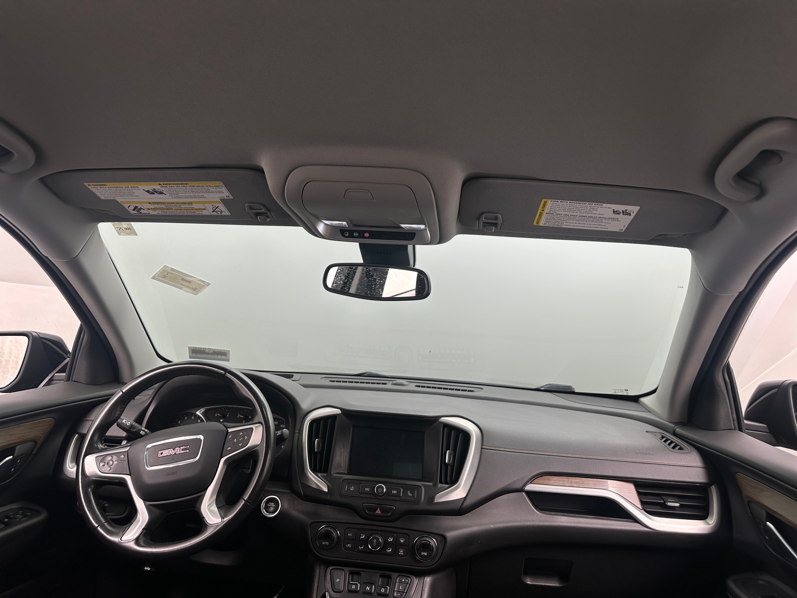 Thumbnail: 2020 GMC Terrain - 3