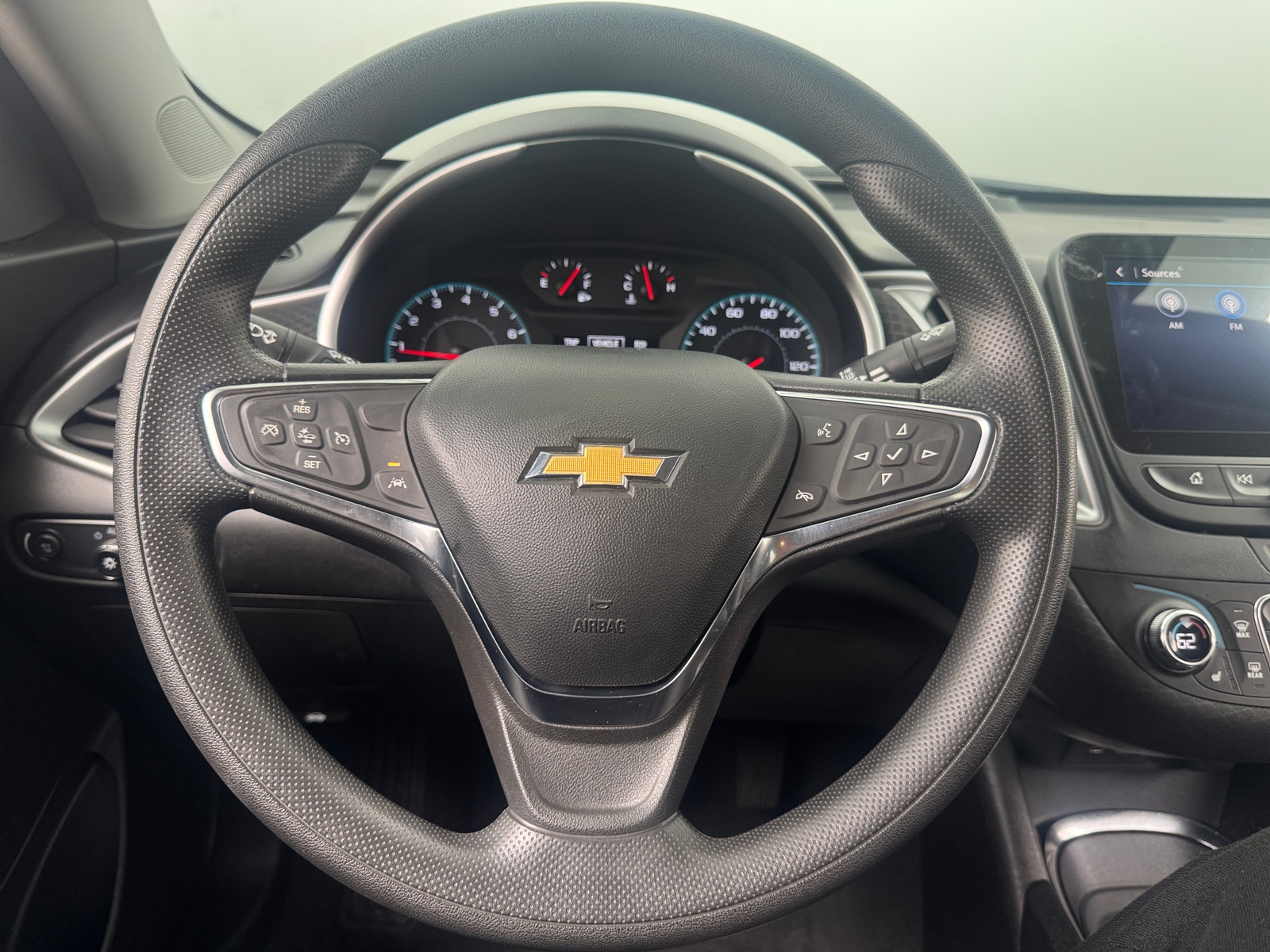 Thumbnail: 2025 Chevrolet Malibu - 5
