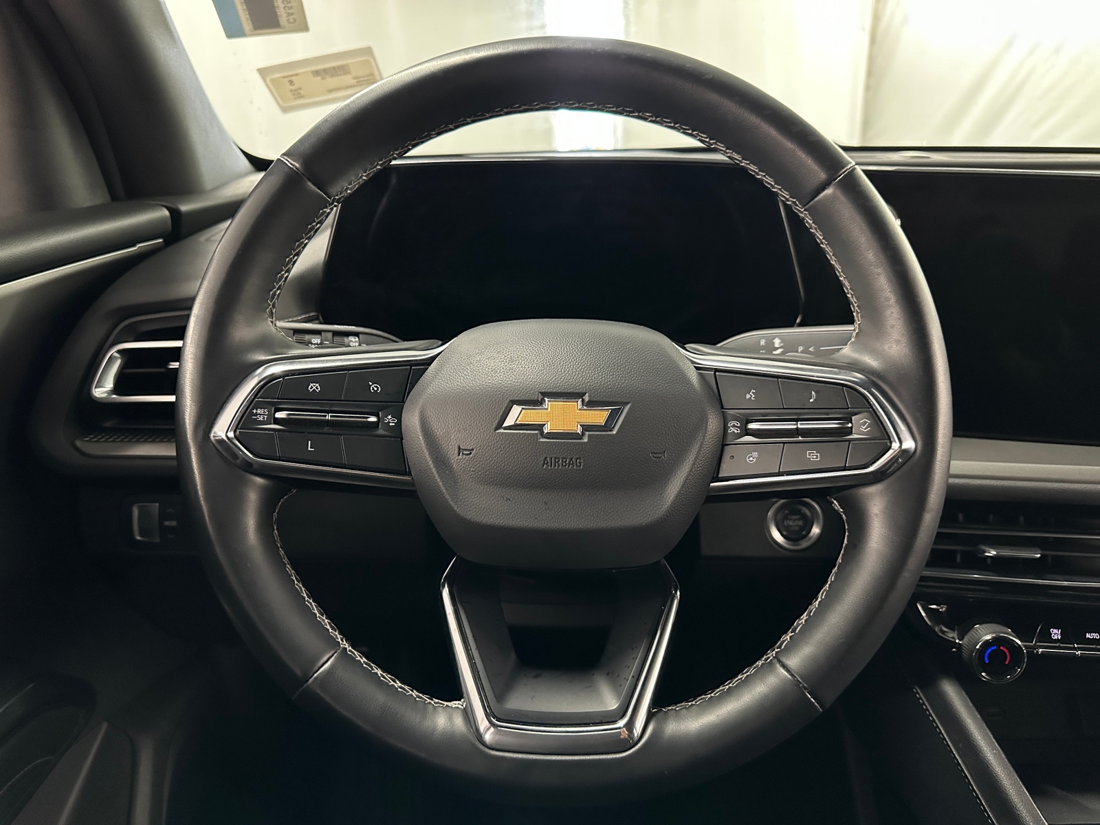 Thumbnail: 2024 Chevrolet Traverse - 5