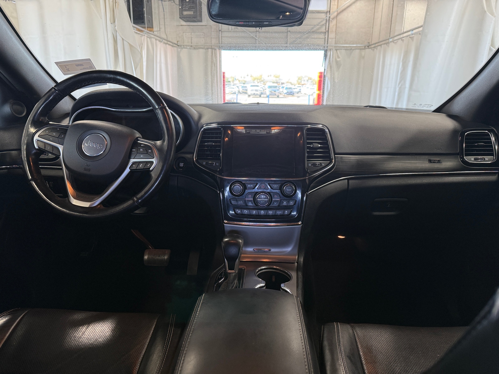 Thumbnail: 2021 Jeep Grand Cherokee - 3
