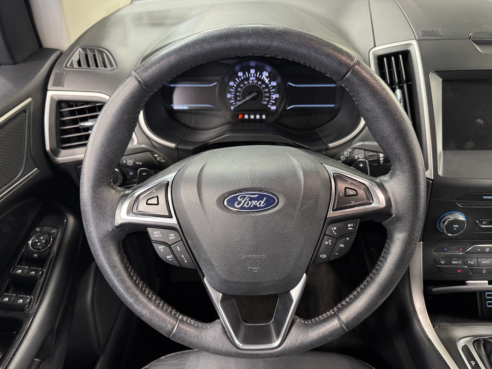 Thumbnail: 2018 Ford Edge - 4