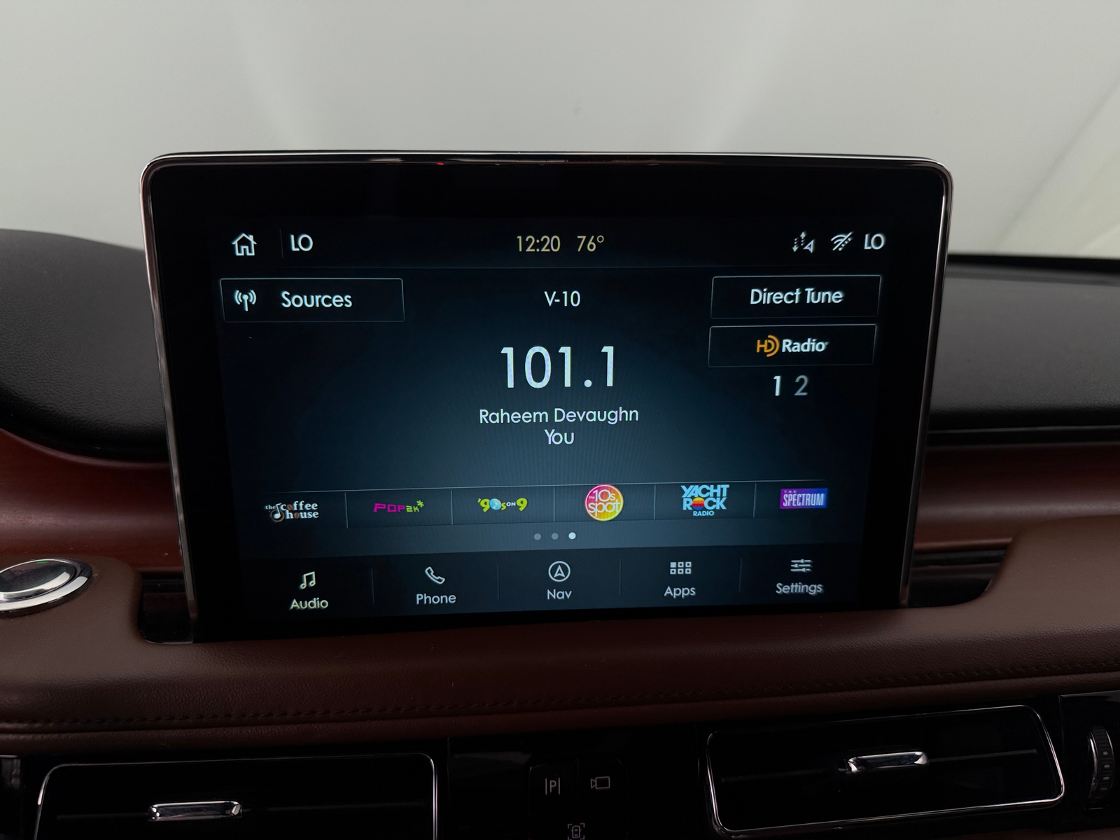 Thumbnail: 2020 Lincoln Aviator - 3