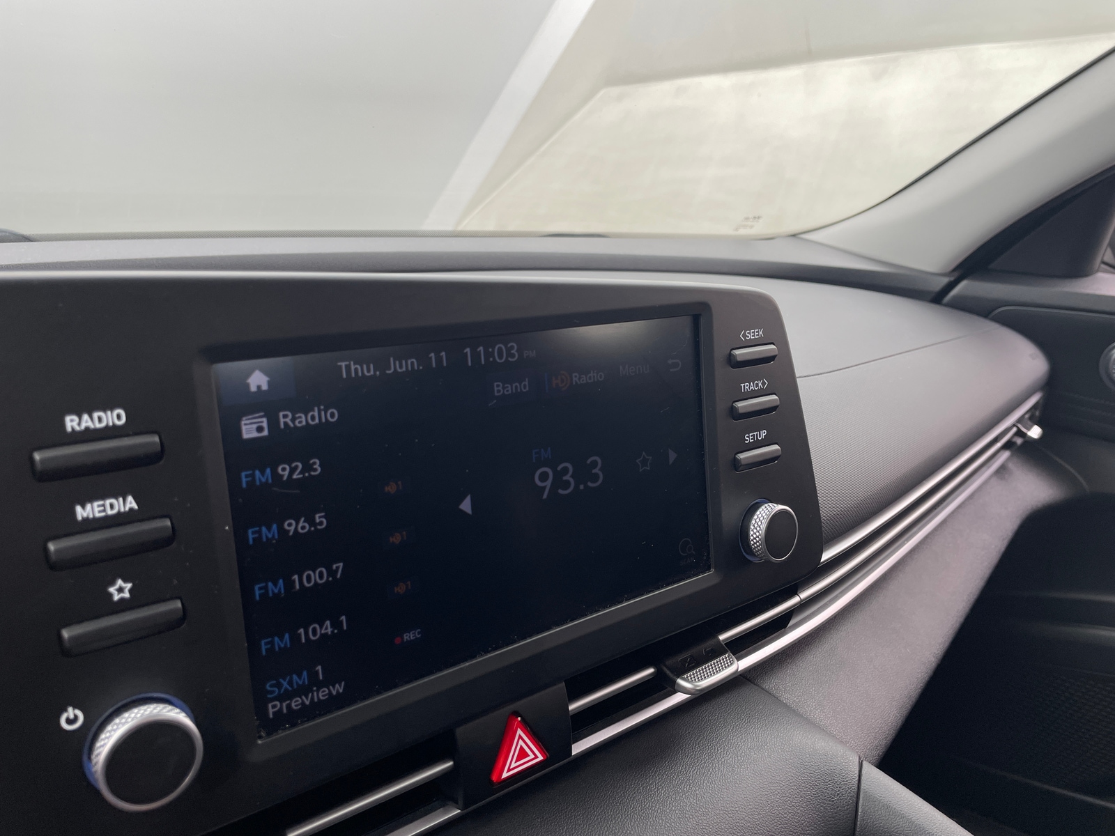 Thumbnail: 2023 Hyundai Elantra - 4