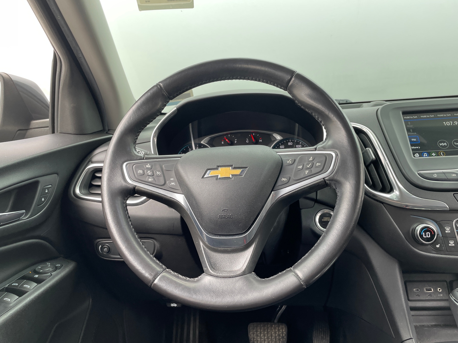 Thumbnail: 2019 Chevrolet Equinox - 5