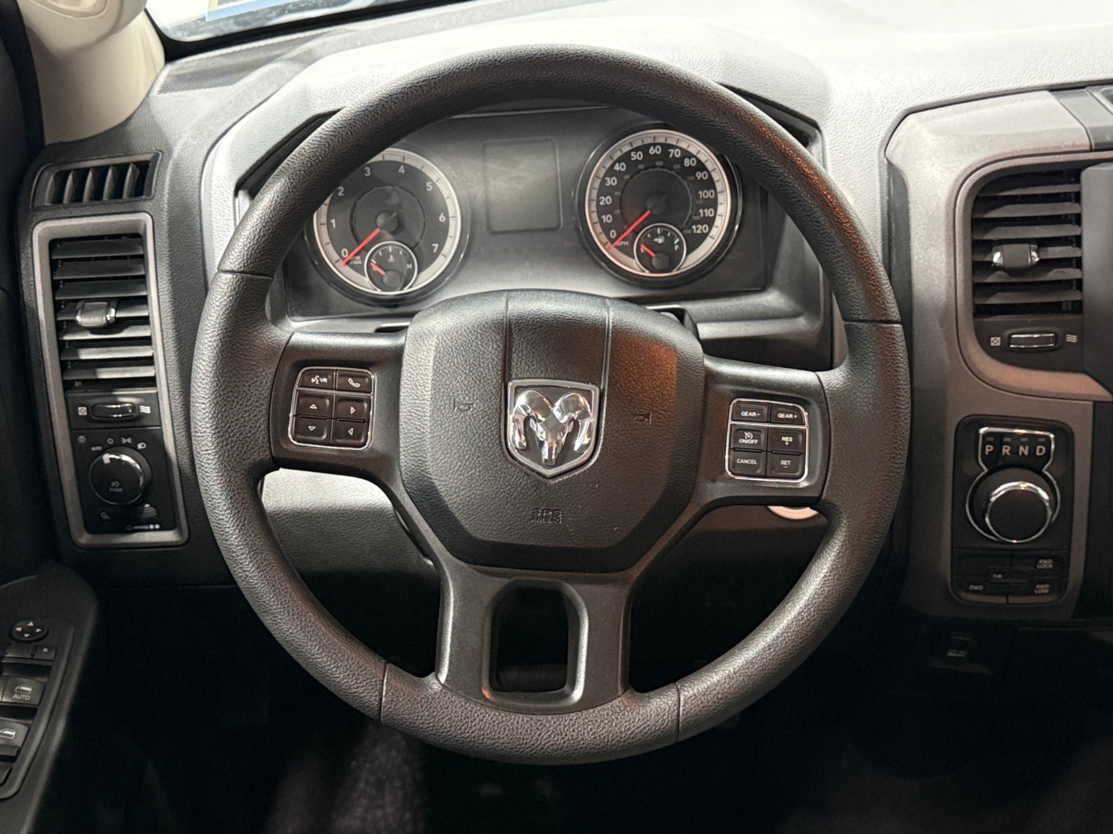 Thumbnail: 2019 RAM 1500 Classic - 5