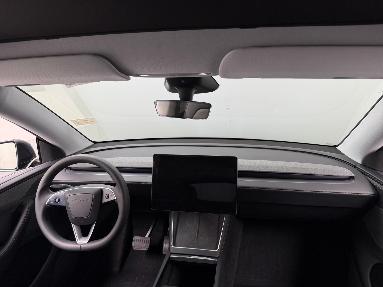 Thumbnail: 2026 Tesla Model Y - 2