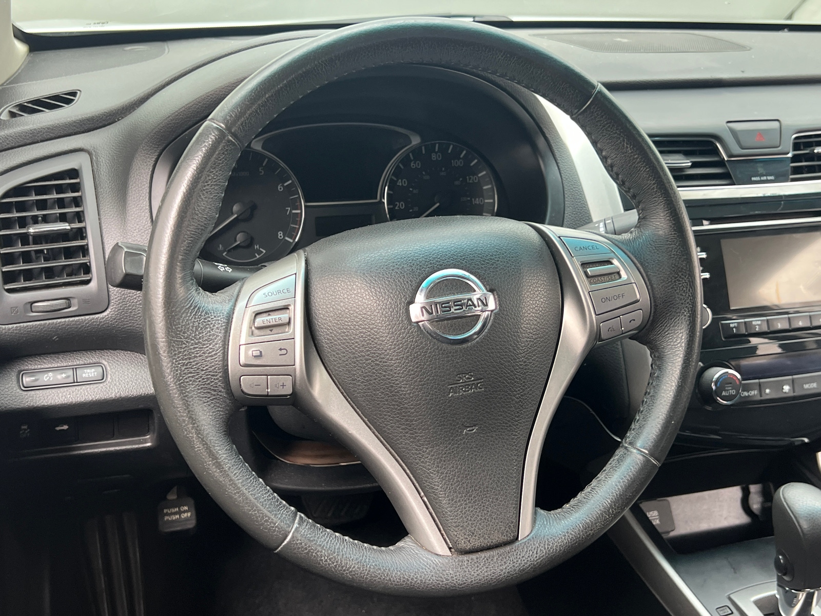 Thumbnail: 2015 Nissan Altima - 5