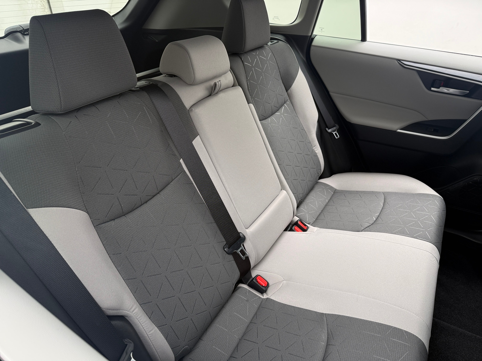 Thumbnail: 2025 Toyota RAV4 - 6