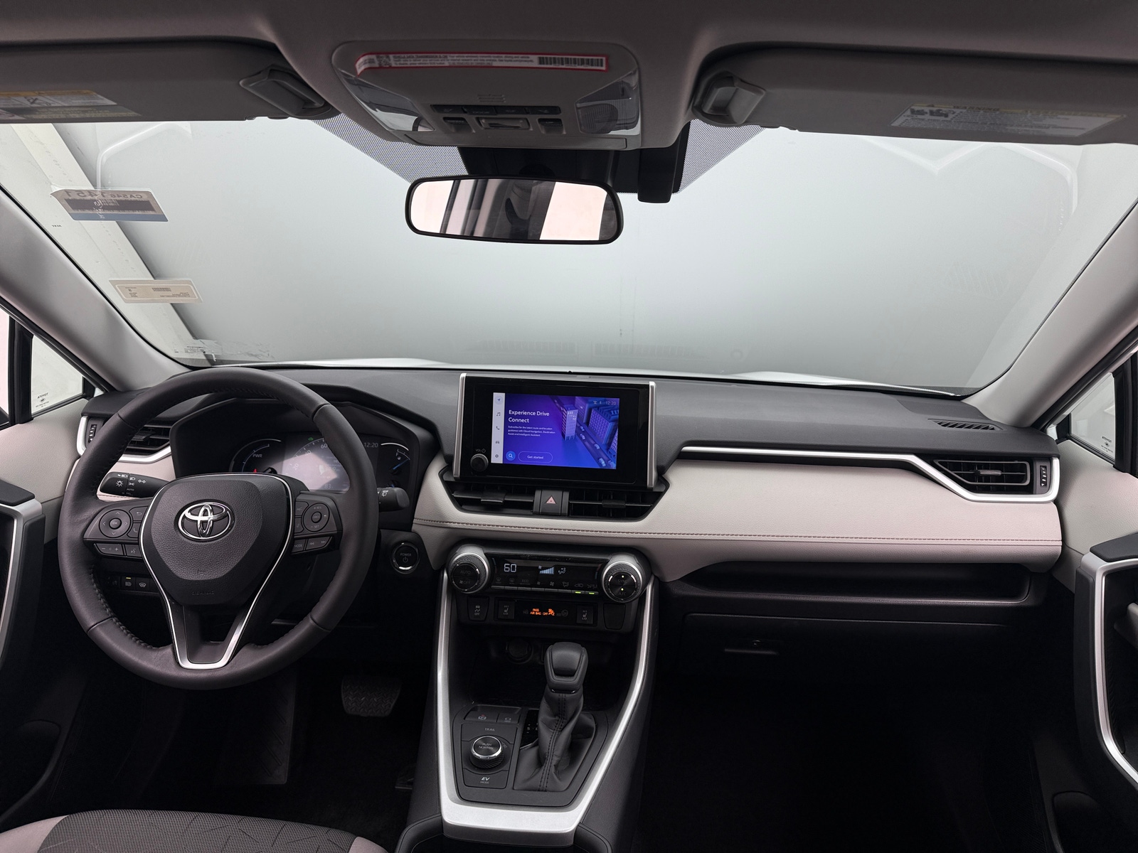 Thumbnail: 2025 Toyota RAV4 - 3