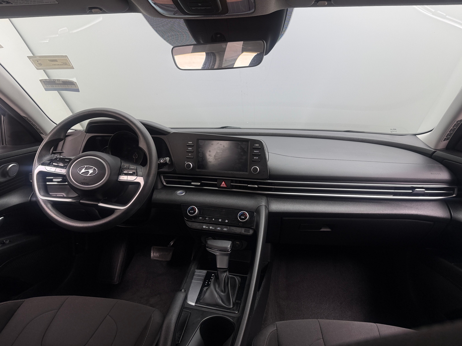 Thumbnail: 2021 Hyundai Elantra - 3