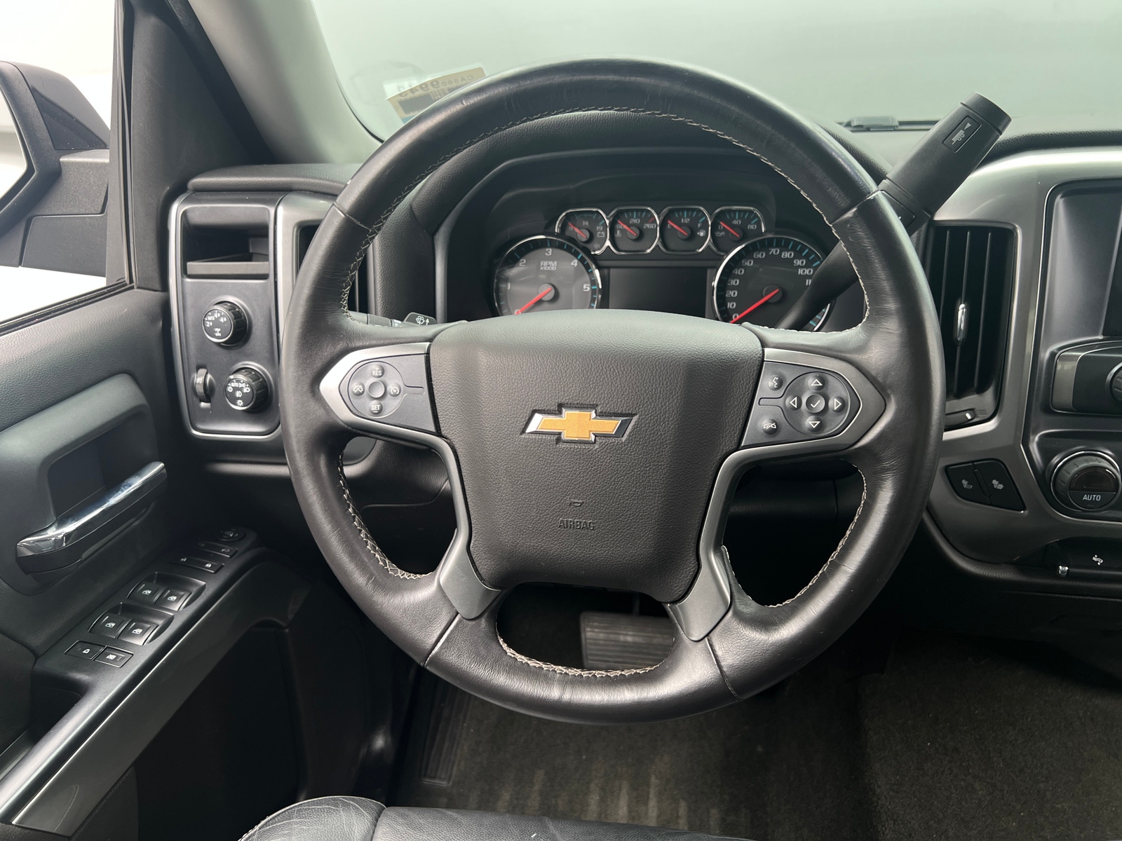 Thumbnail: 2016 Chevrolet Silverado 1500 - 5