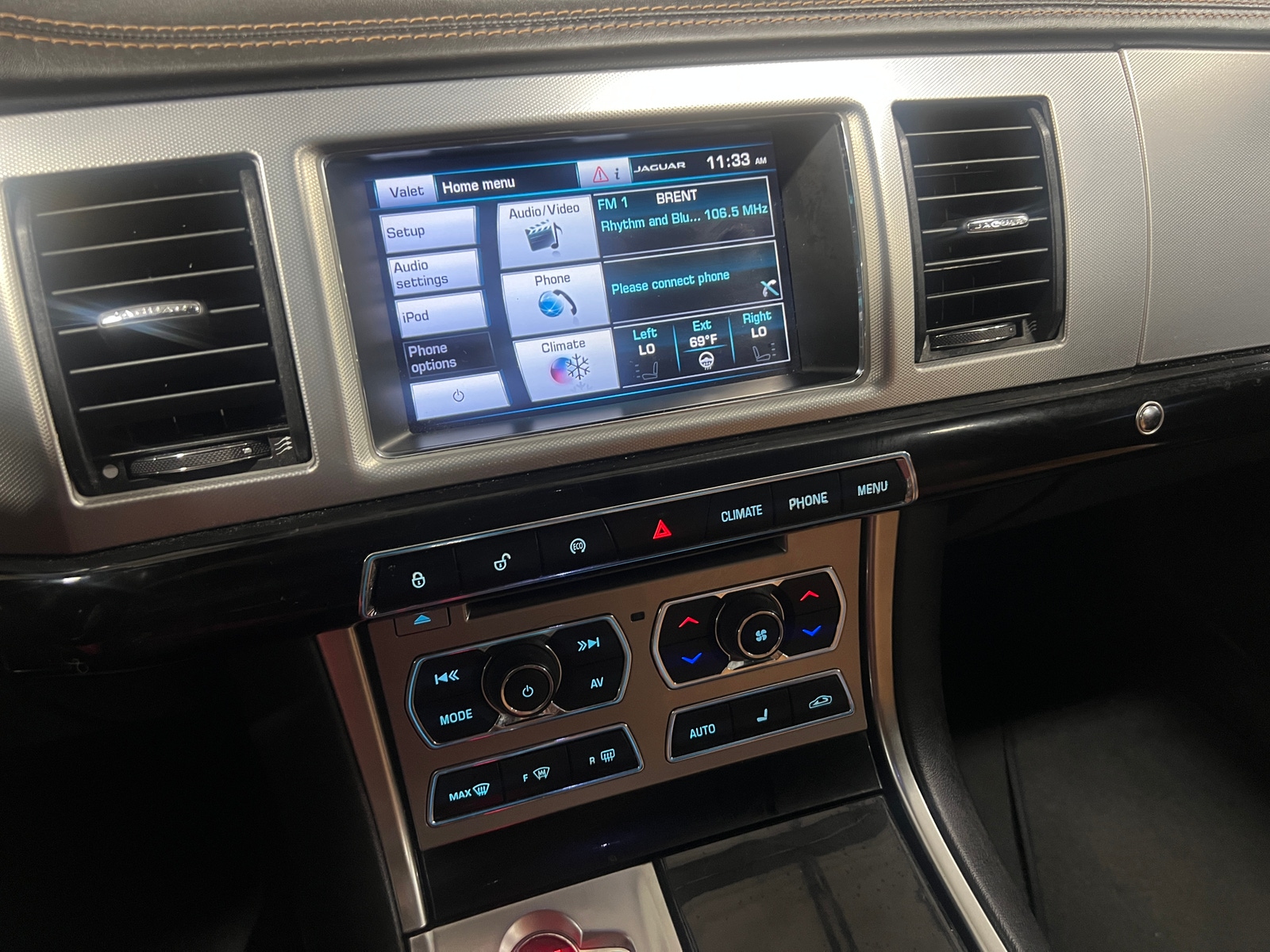 Thumbnail: 2014 Jaguar XF - 3