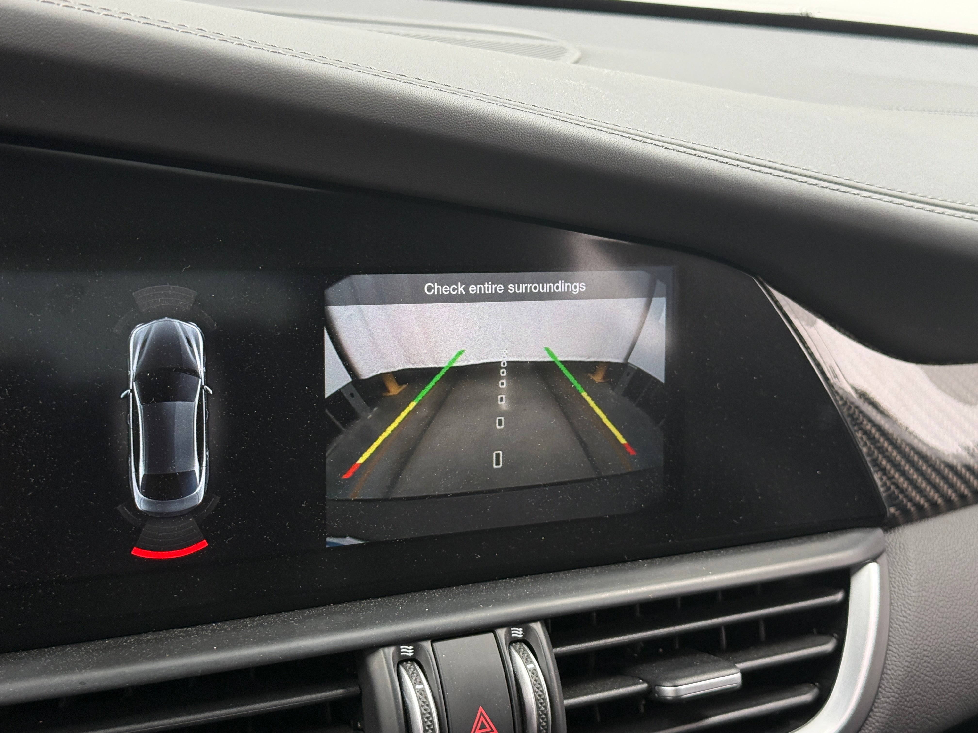 2022 Alfa Romeo Giulia Quadrifoglio - Photo 14