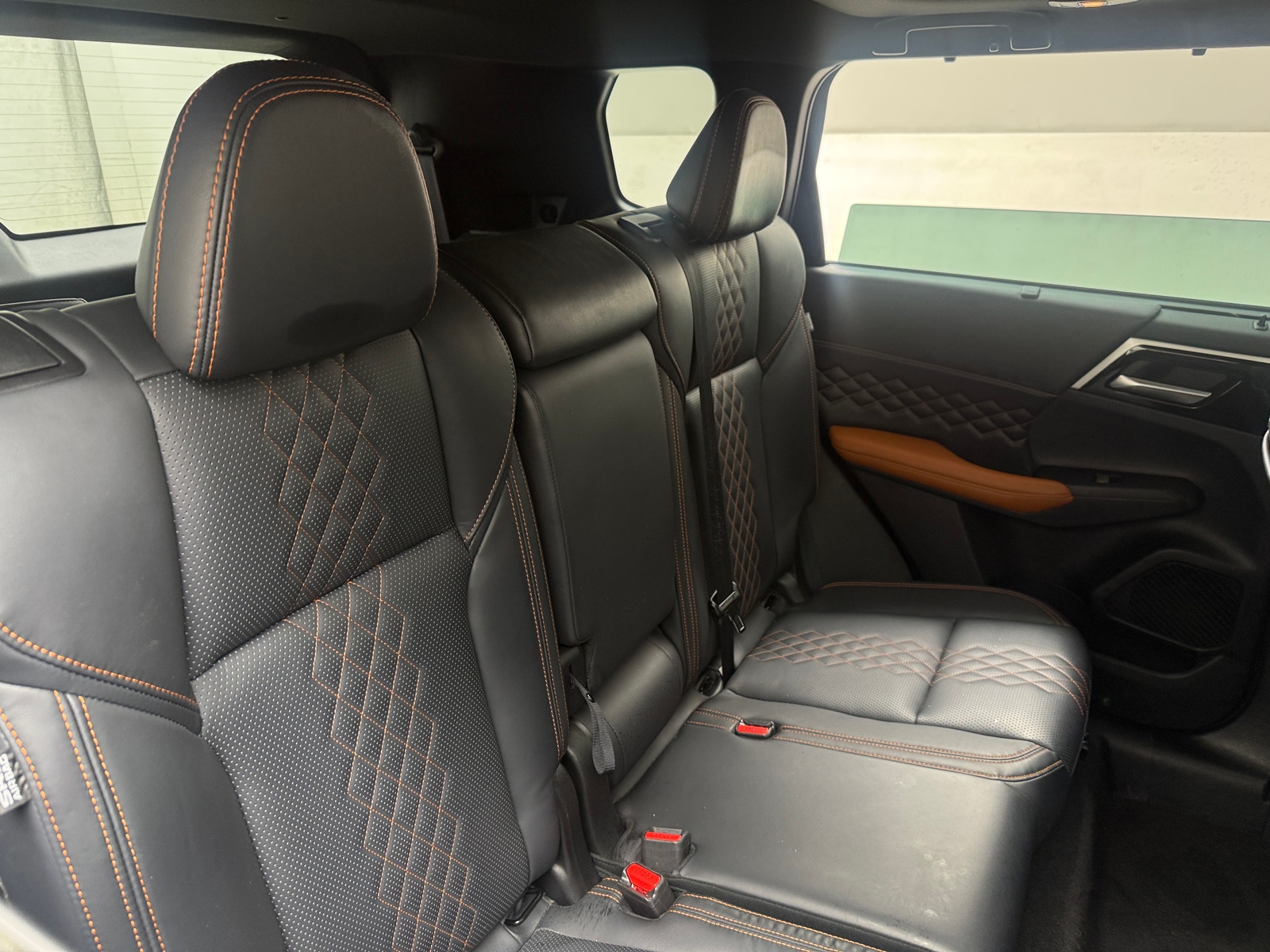 Thumbnail: 2023 Mitsubishi Outlander - 5
