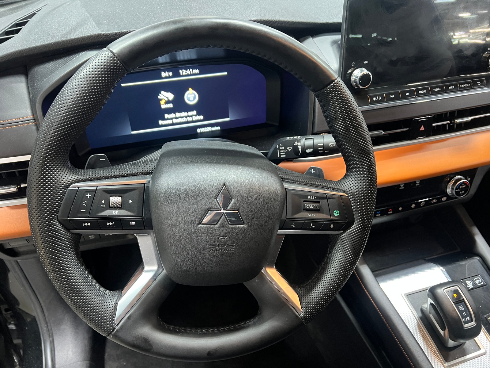 Thumbnail: 2023 Mitsubishi Outlander - 4