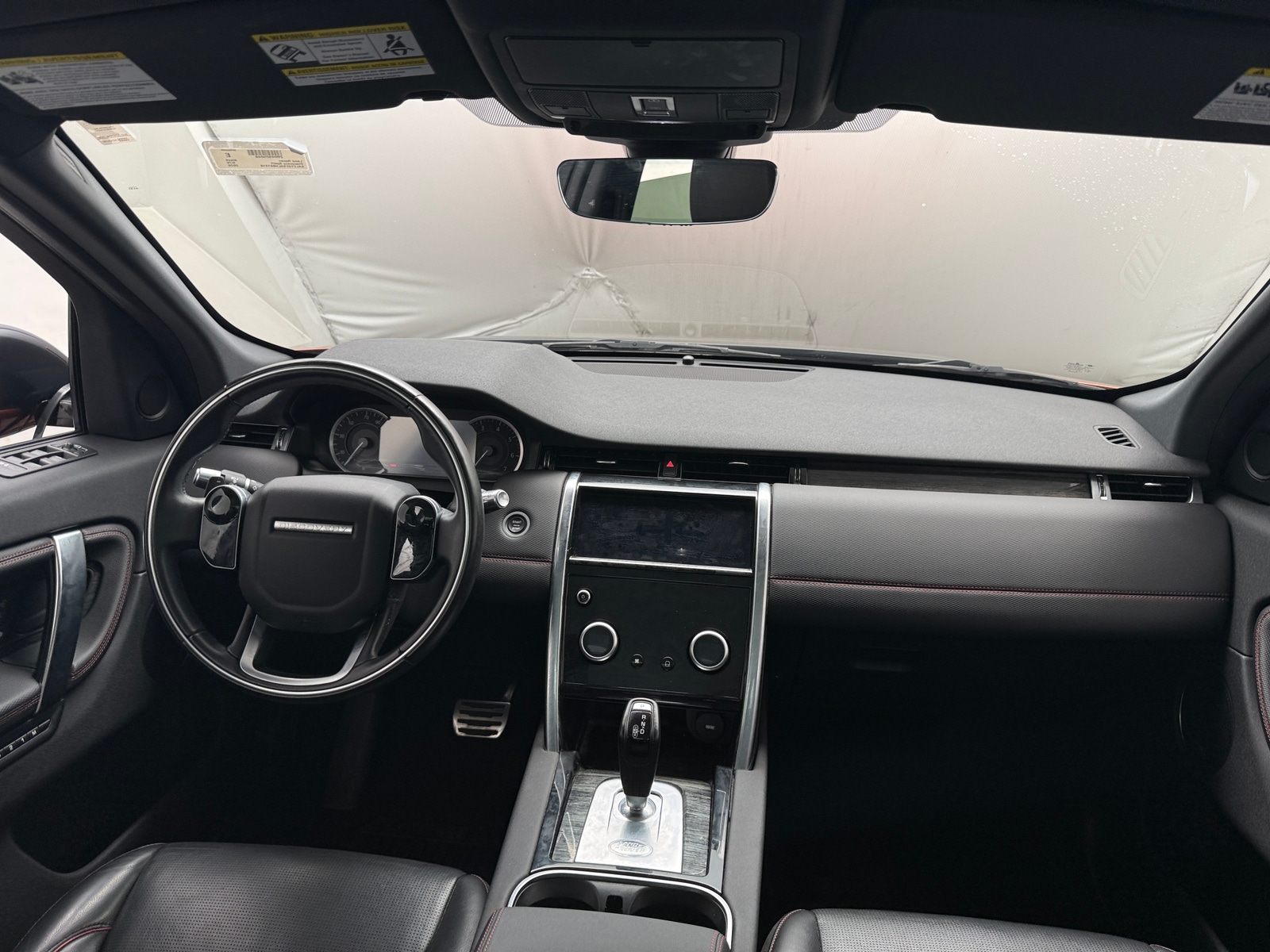 Thumbnail: 2020 Land Rover Discovery Sport - 2