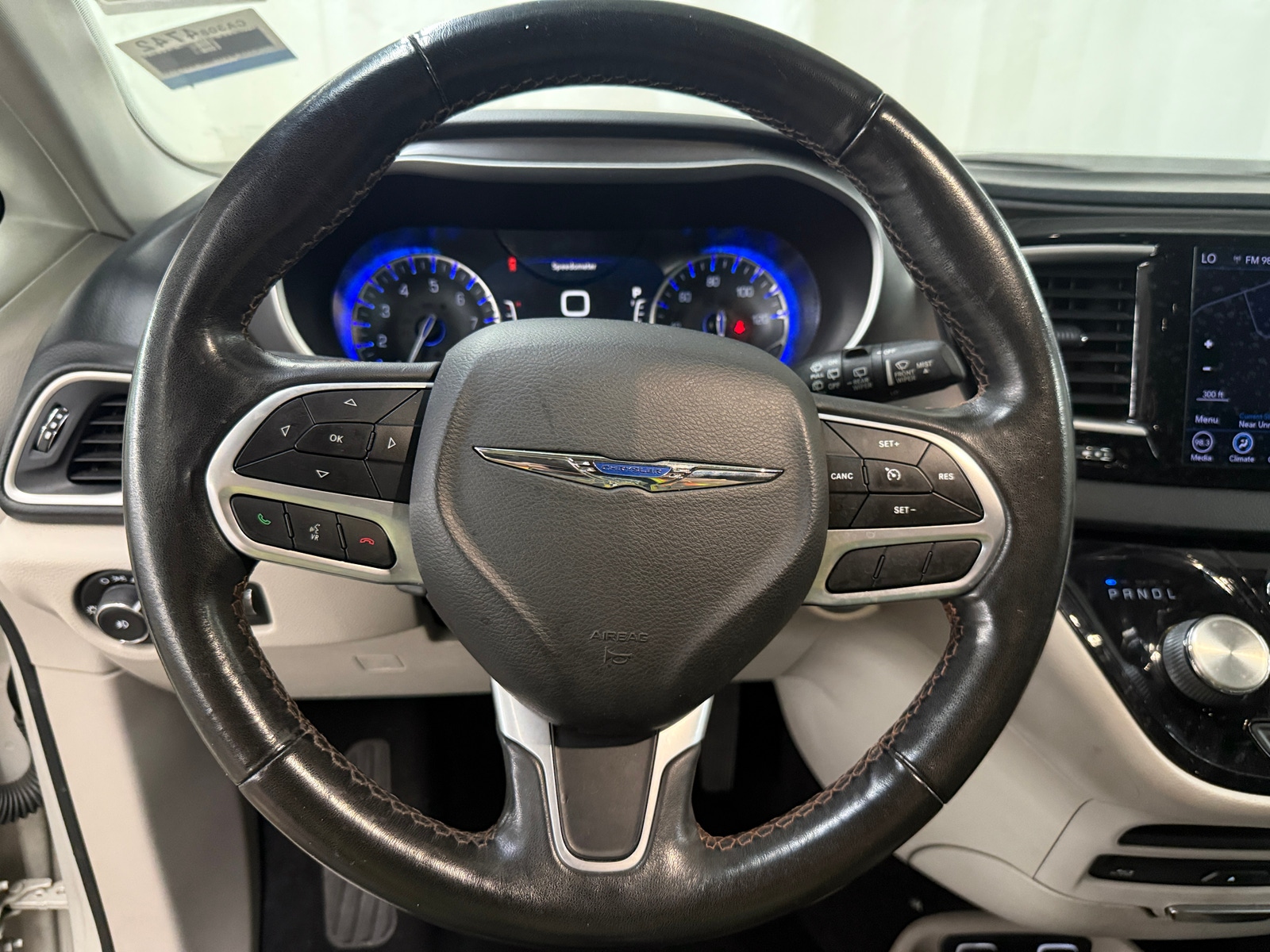 Thumbnail: 2020 Chrysler Pacifica - 4