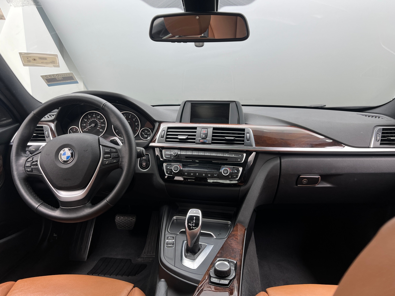 Thumbnail: 2016 BMW 3 Series - 2