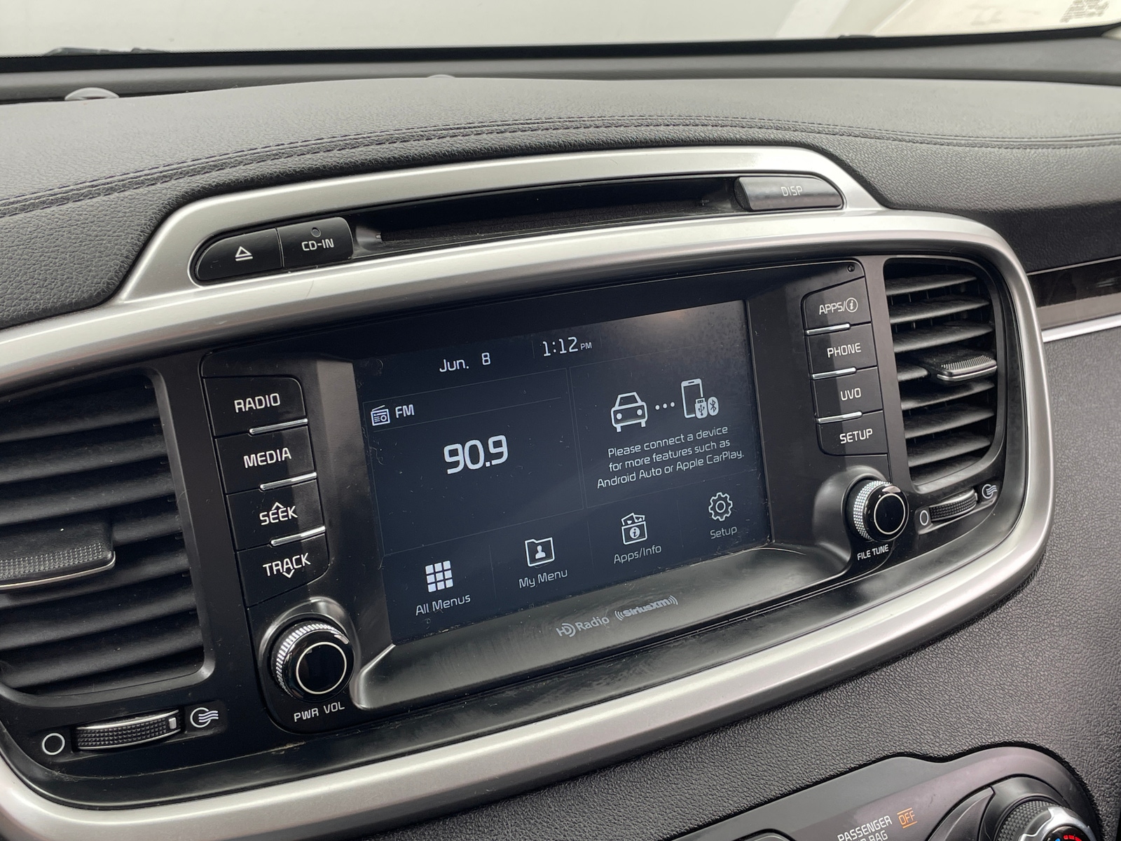 Thumbnail: 2018 Kia Sorento - 4