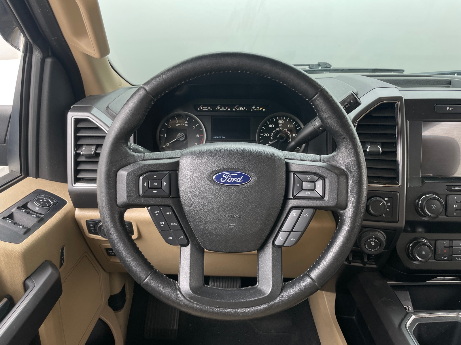 Thumbnail: 2019 Ford Econoline - 4