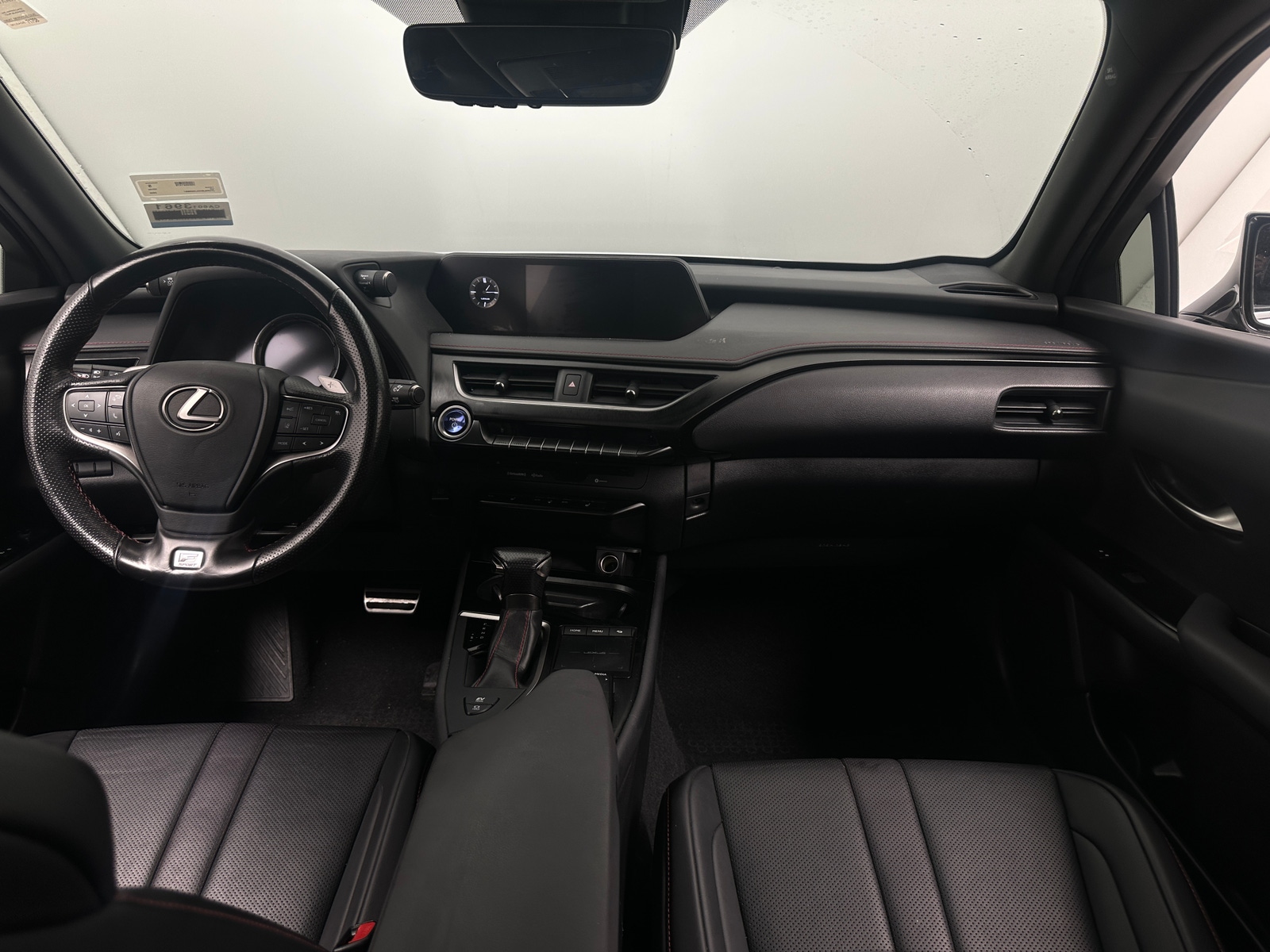 Thumbnail: 2020 Lexus UX - 2