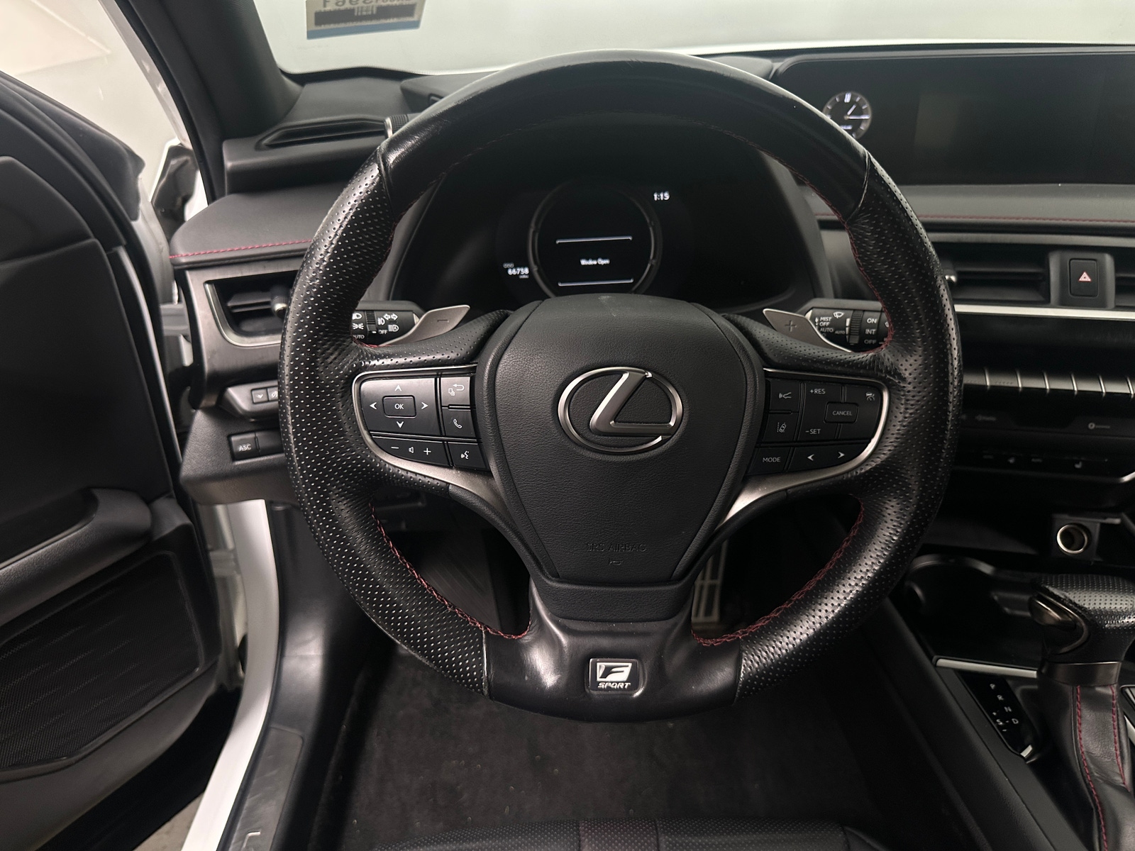 Thumbnail: 2020 Lexus UX - 4