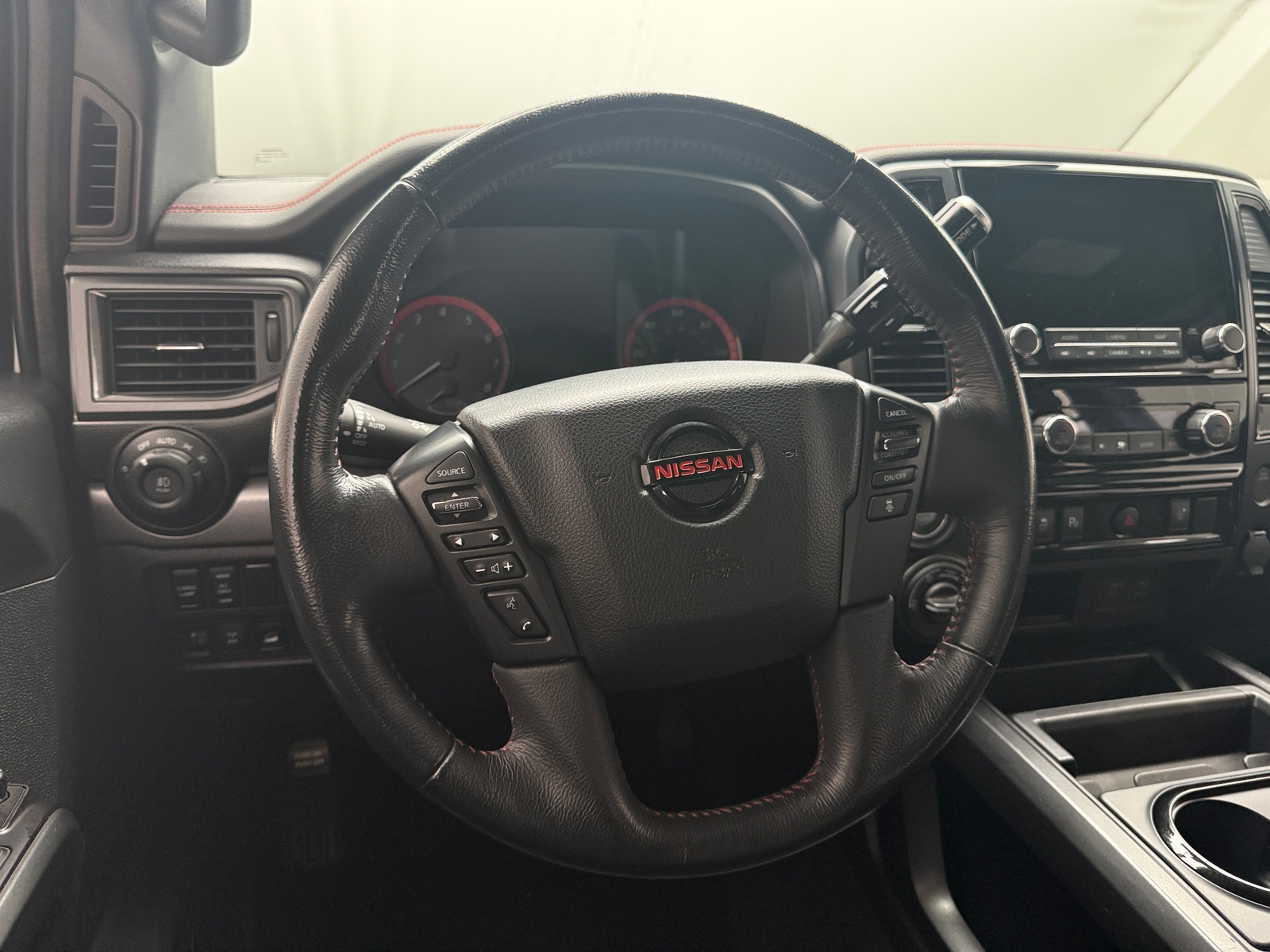 Thumbnail: 2021 Nissan Titan - 5