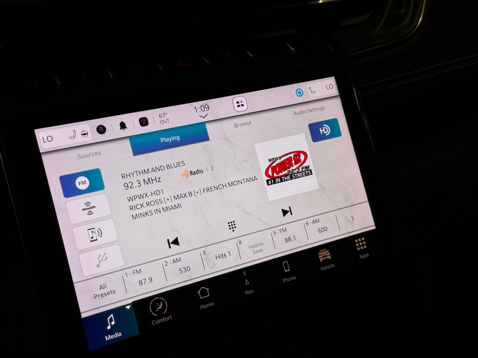 Thumbnail: 2023 Jeep Grand Cherokee L - 3