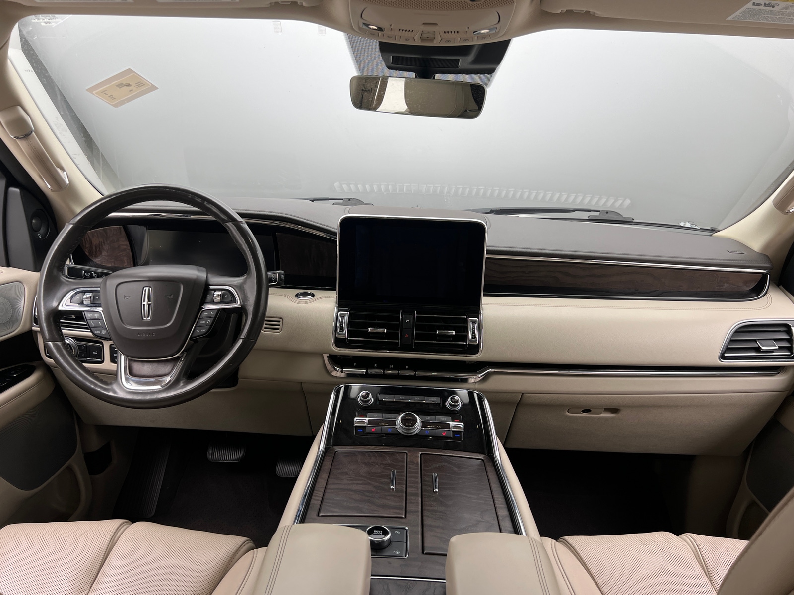Thumbnail: 2019 Lincoln Navigator L - 2