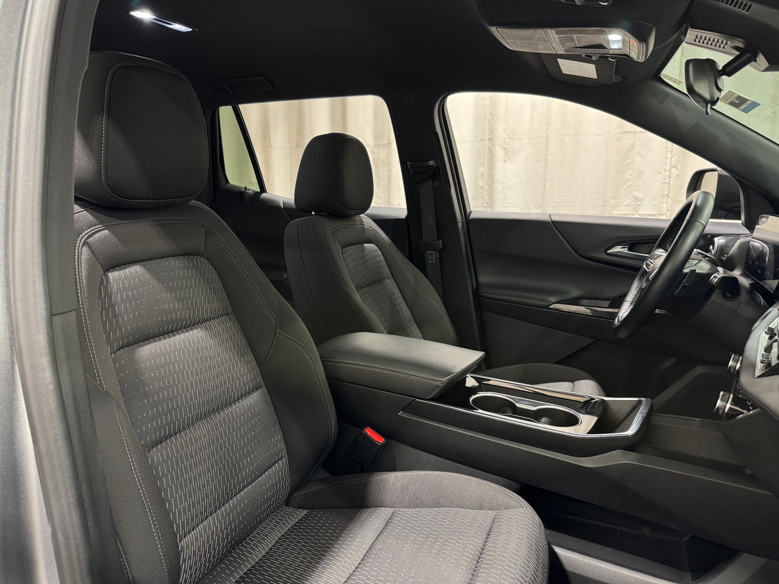 Thumbnail: 2025 Chevrolet Equinox - 2