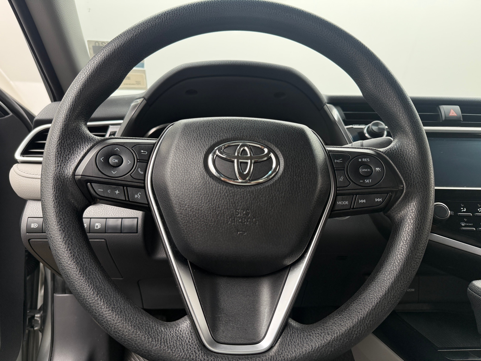 Thumbnail: 2018 Toyota Camry - 5