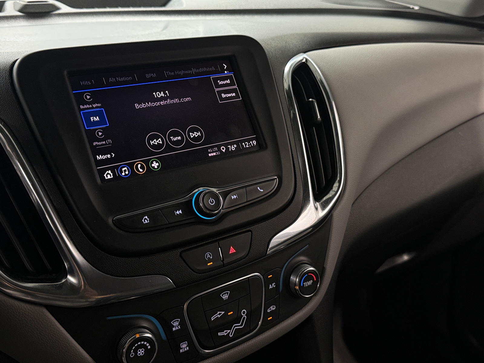 Thumbnail: 2023 Chevrolet Equinox - 4