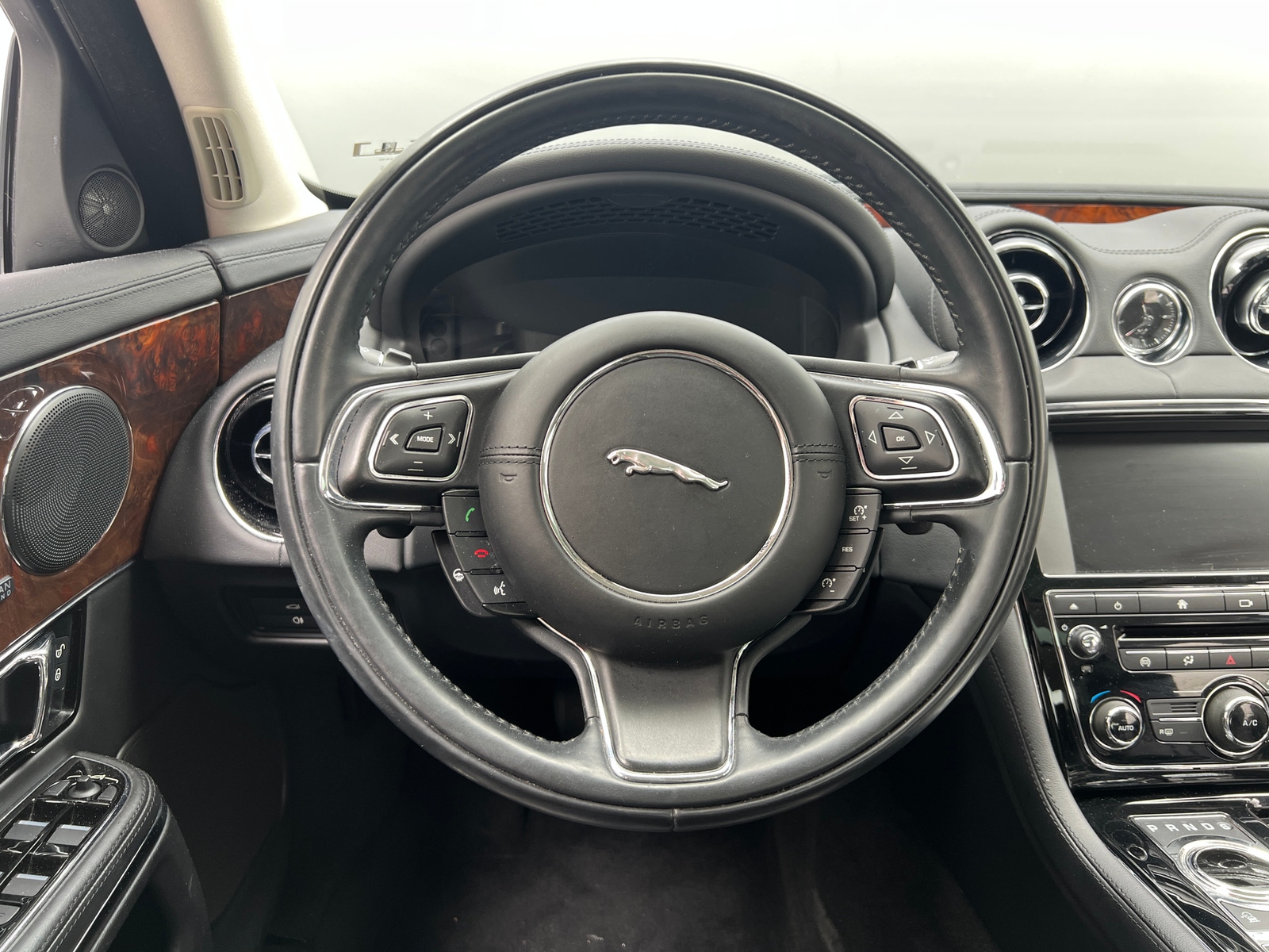 Thumbnail: 2017 Jaguar XJ - 4