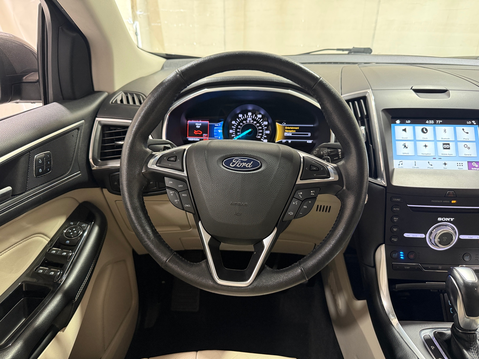 Thumbnail: 2018 Ford Edge - 4