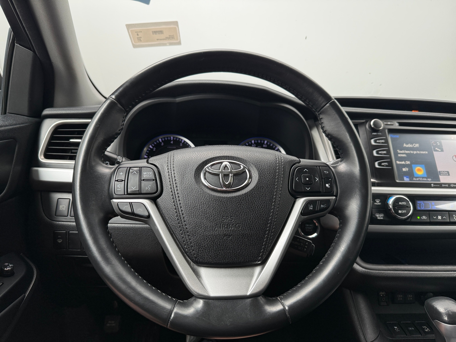 Thumbnail: 2017 Toyota Highlander - 4