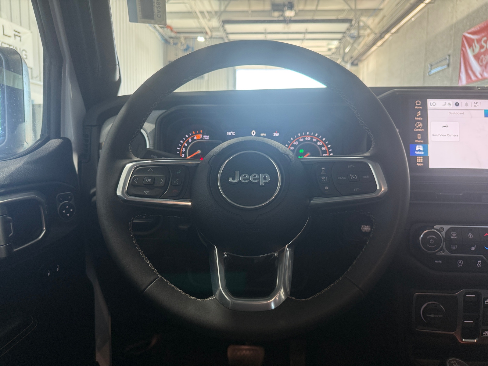 Thumbnail: 2025 Jeep Wrangler - 5
