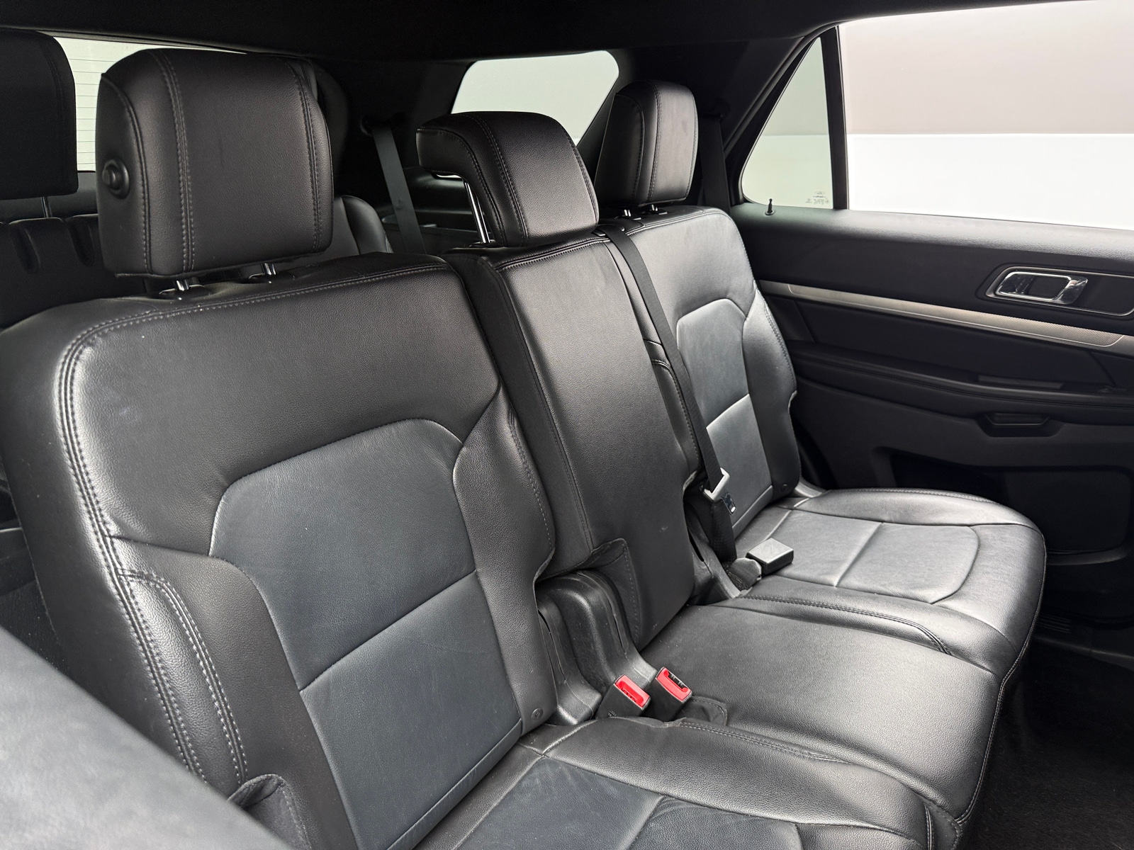 Thumbnail: 2018 Ford Explorer - 5