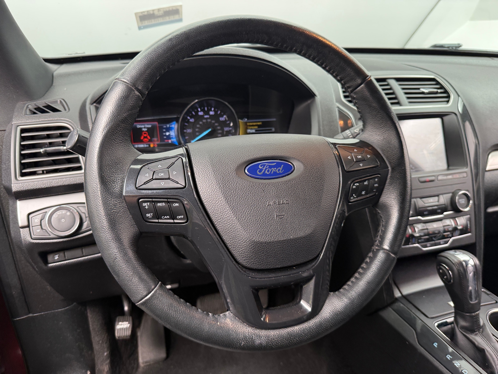 Thumbnail: 2018 Ford Explorer - 4