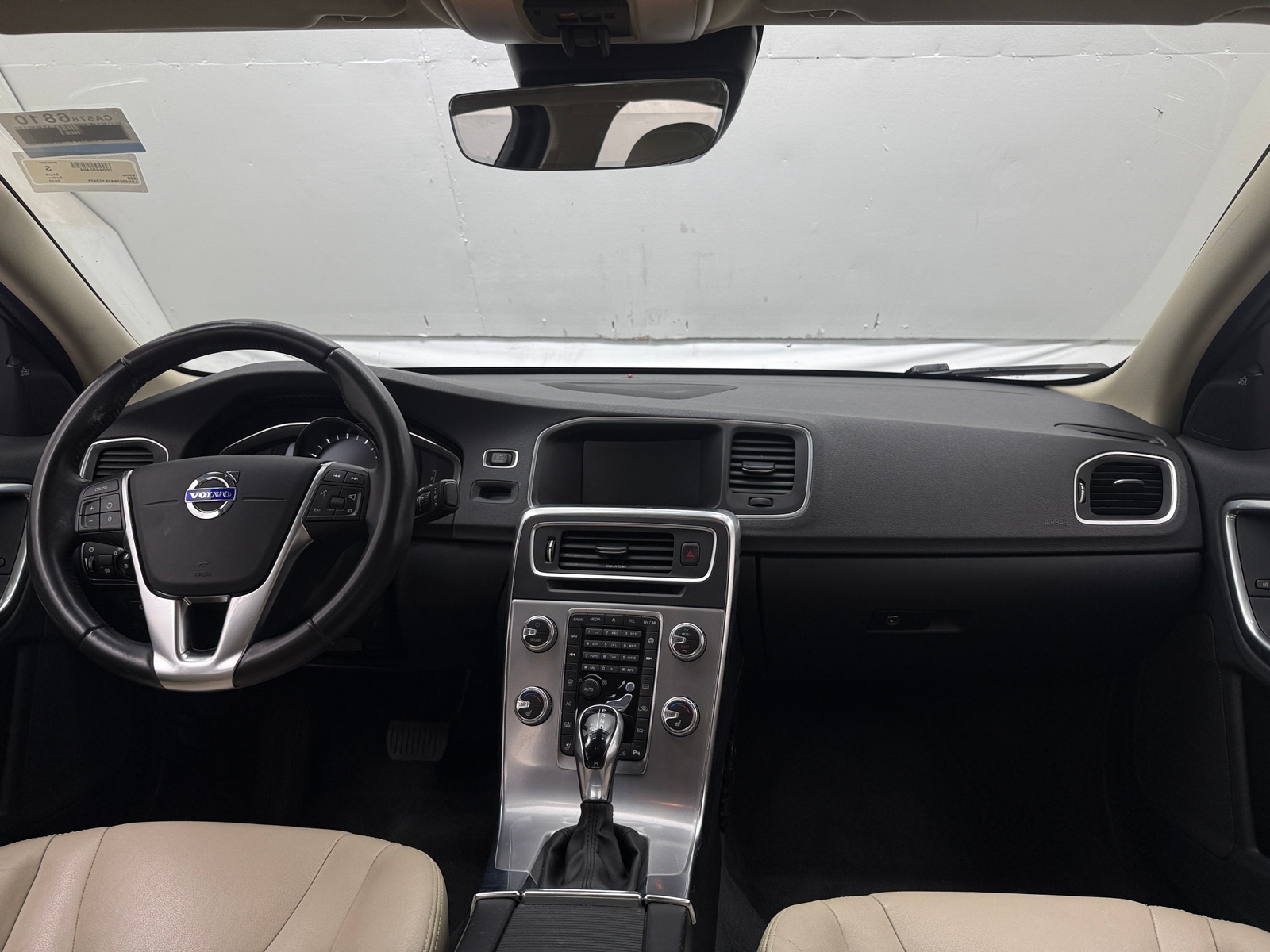Thumbnail: 2018 Volvo S60 - 2