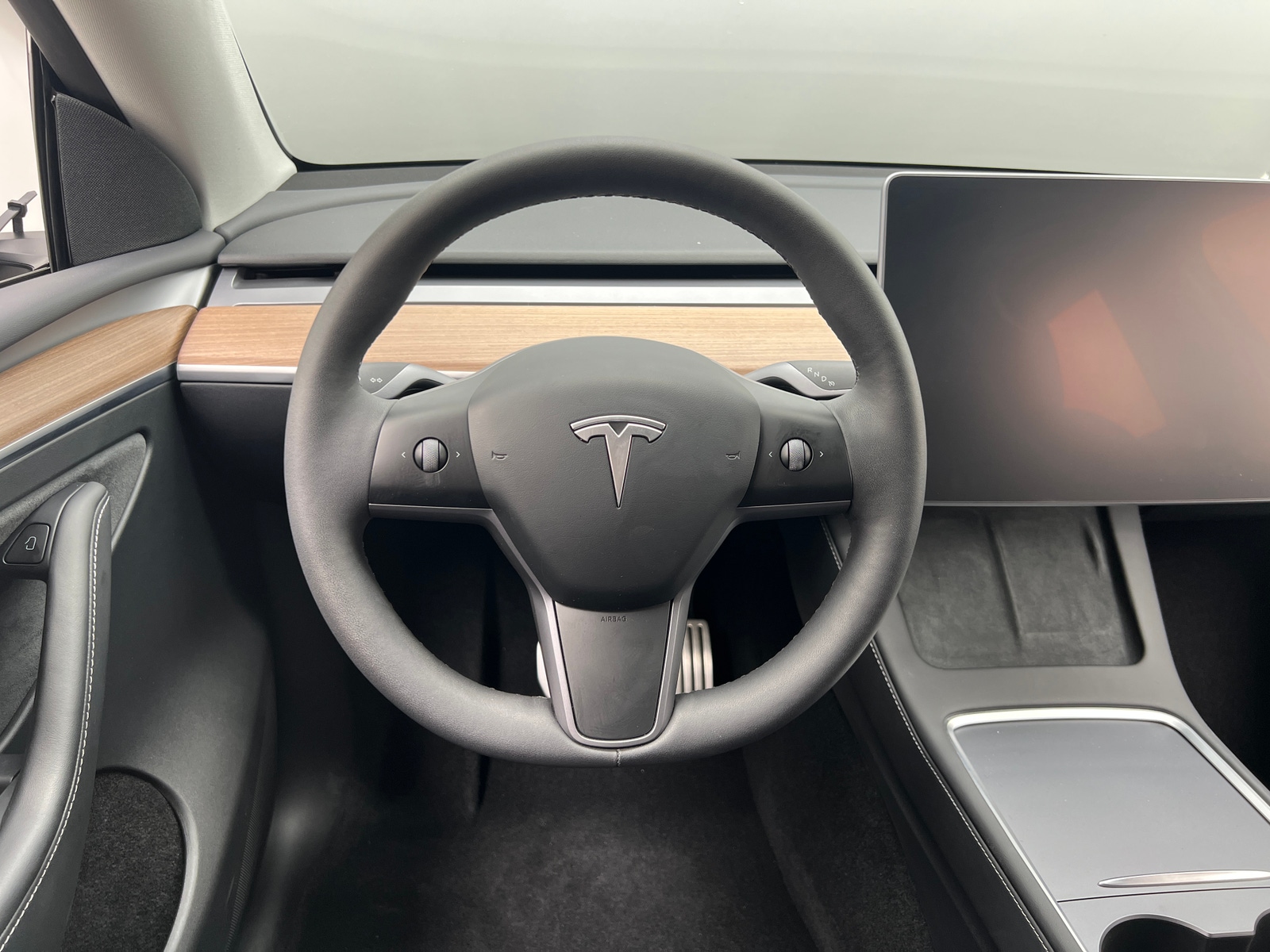 Thumbnail: 2023 Tesla Model Y - 4