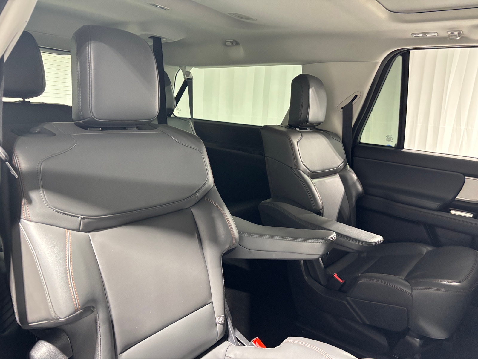 Thumbnail: 2025 Ford Expedition MAX - 6
