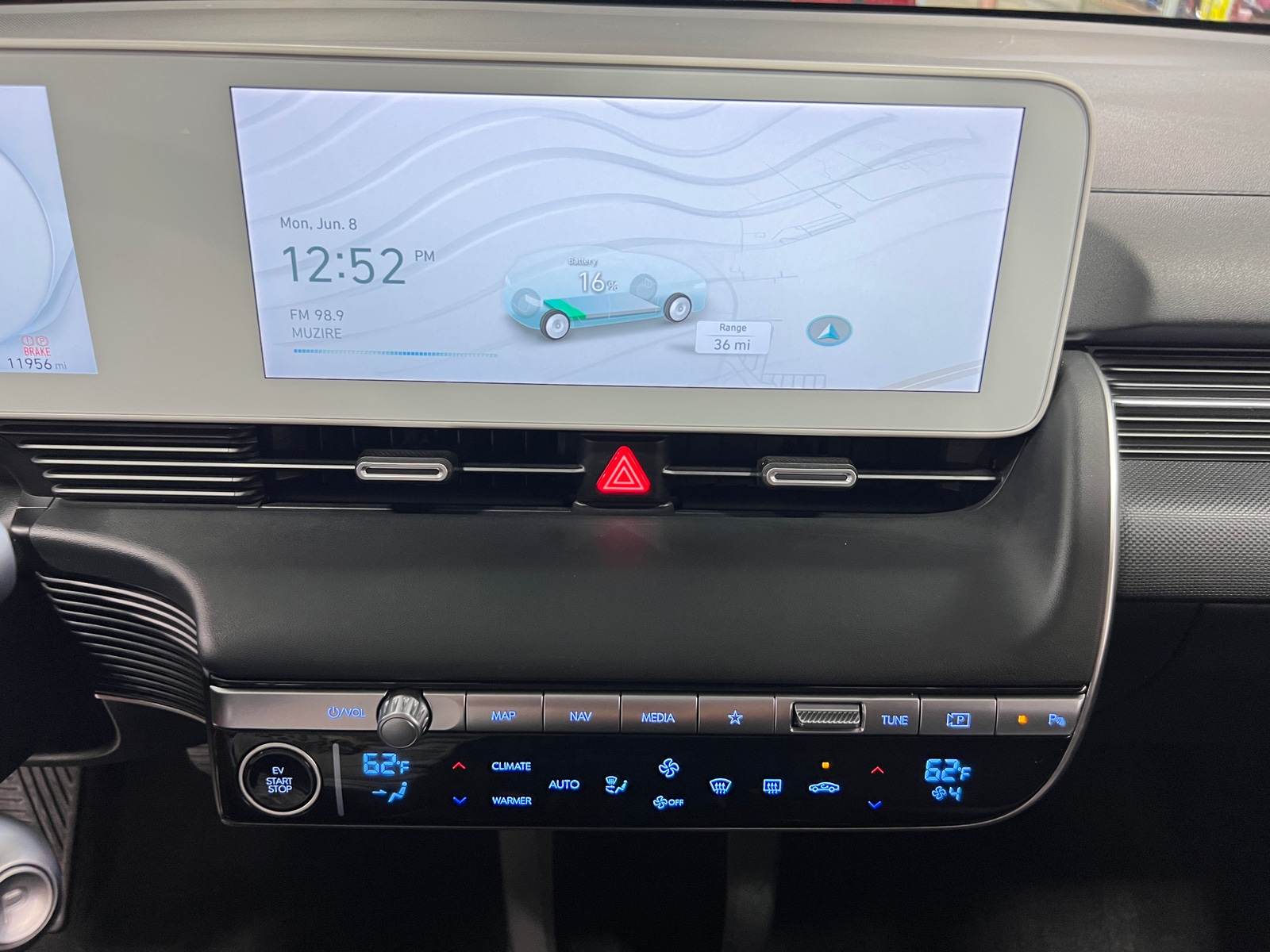 Thumbnail: 2024 Hyundai Ioniq 5 - 4