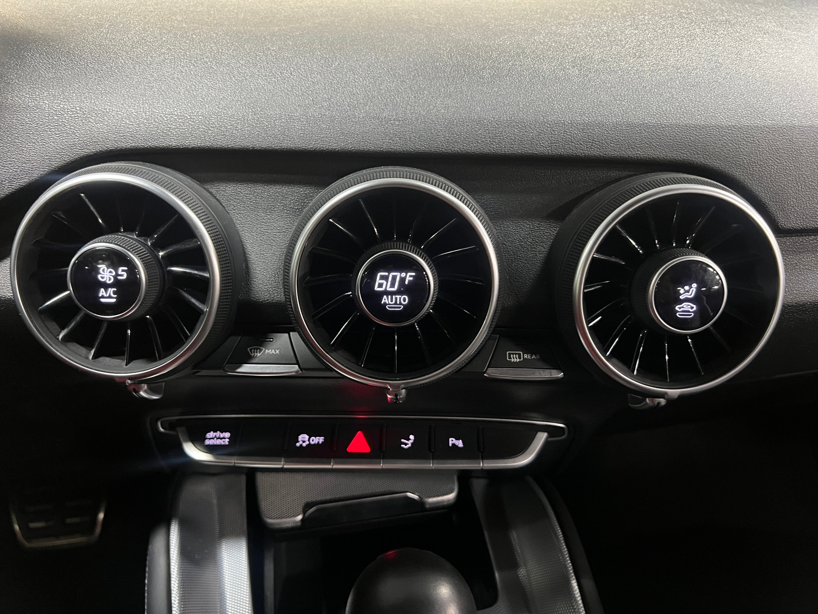 Thumbnail: 2016 Audi TT - 2