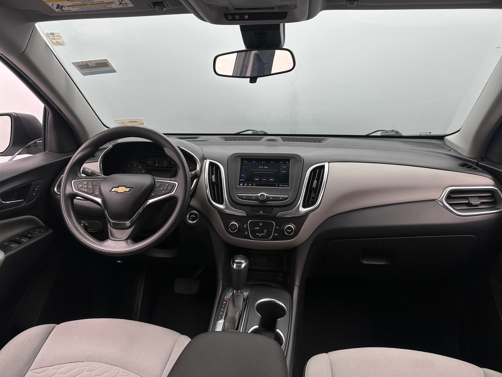 Thumbnail: 2020 Chevrolet Equinox - 3