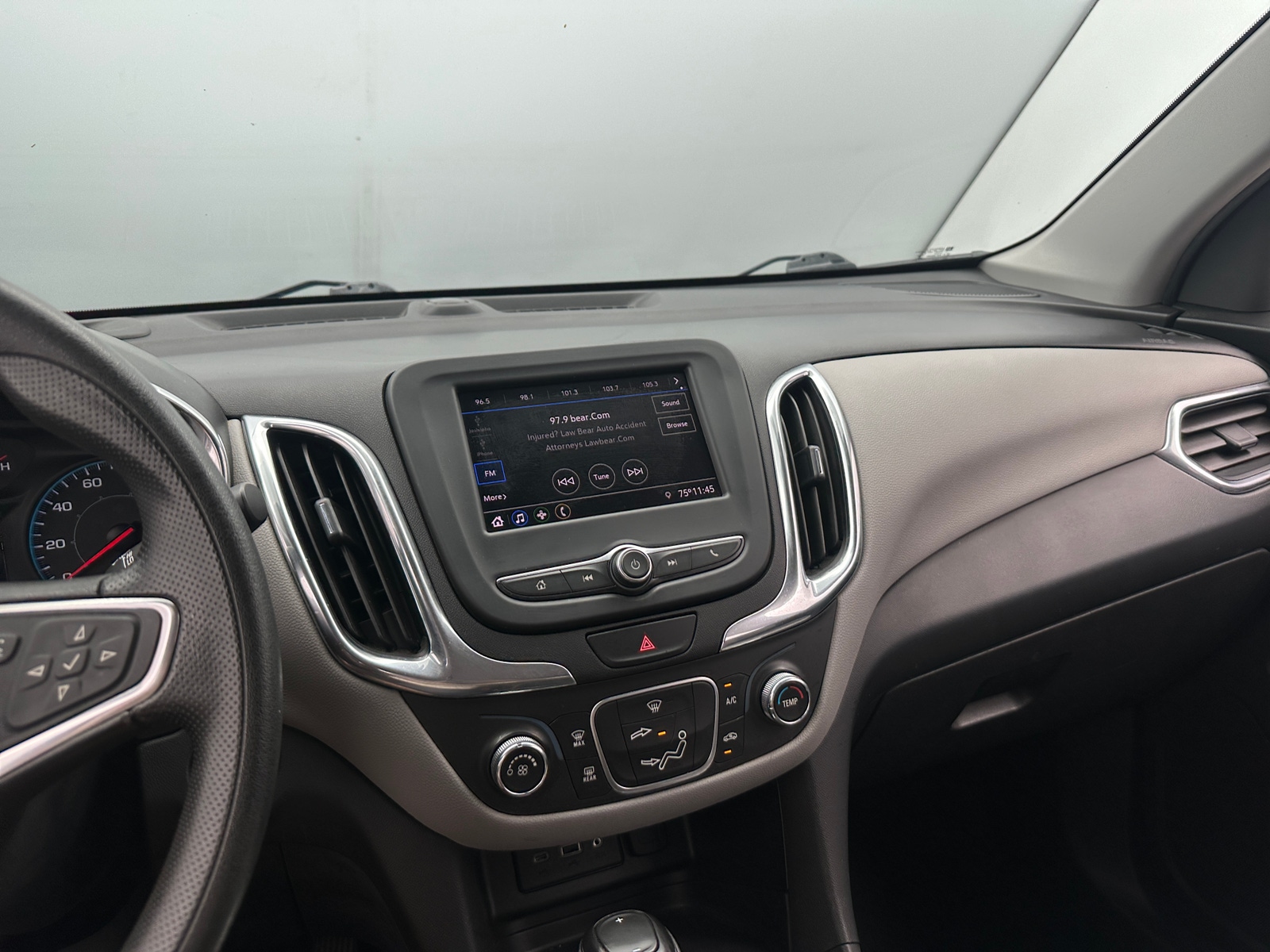 Thumbnail: 2020 Chevrolet Equinox - 4