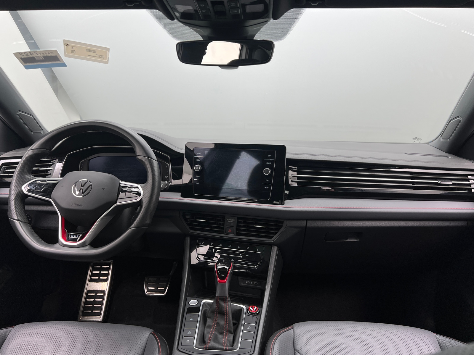 Thumbnail: 2025 Volkswagen Jetta - 2