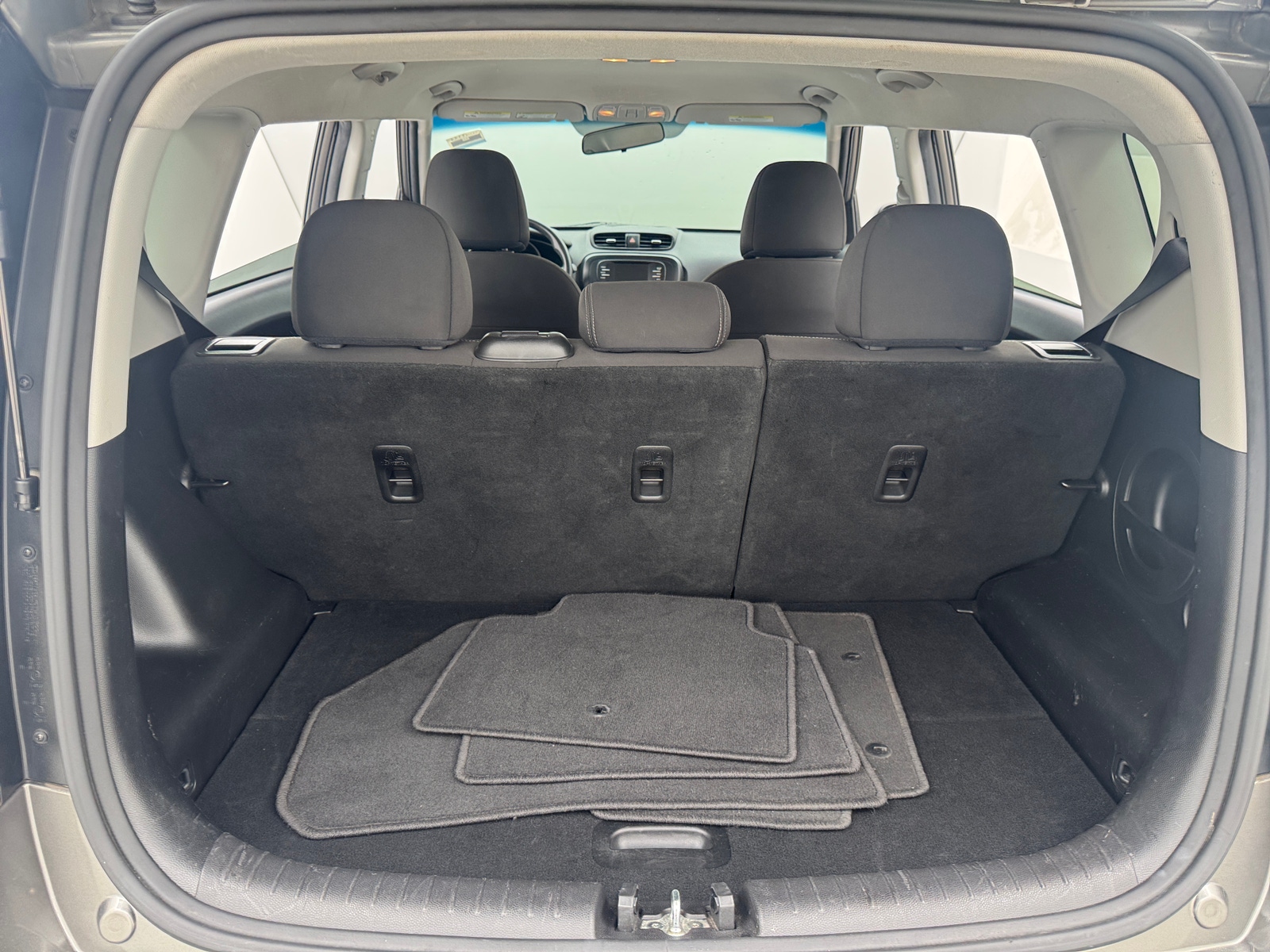 Thumbnail: 2018 Kia Soul - 7