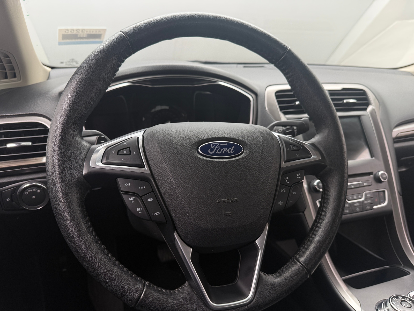 Thumbnail: 2017 Ford Fusion - 4